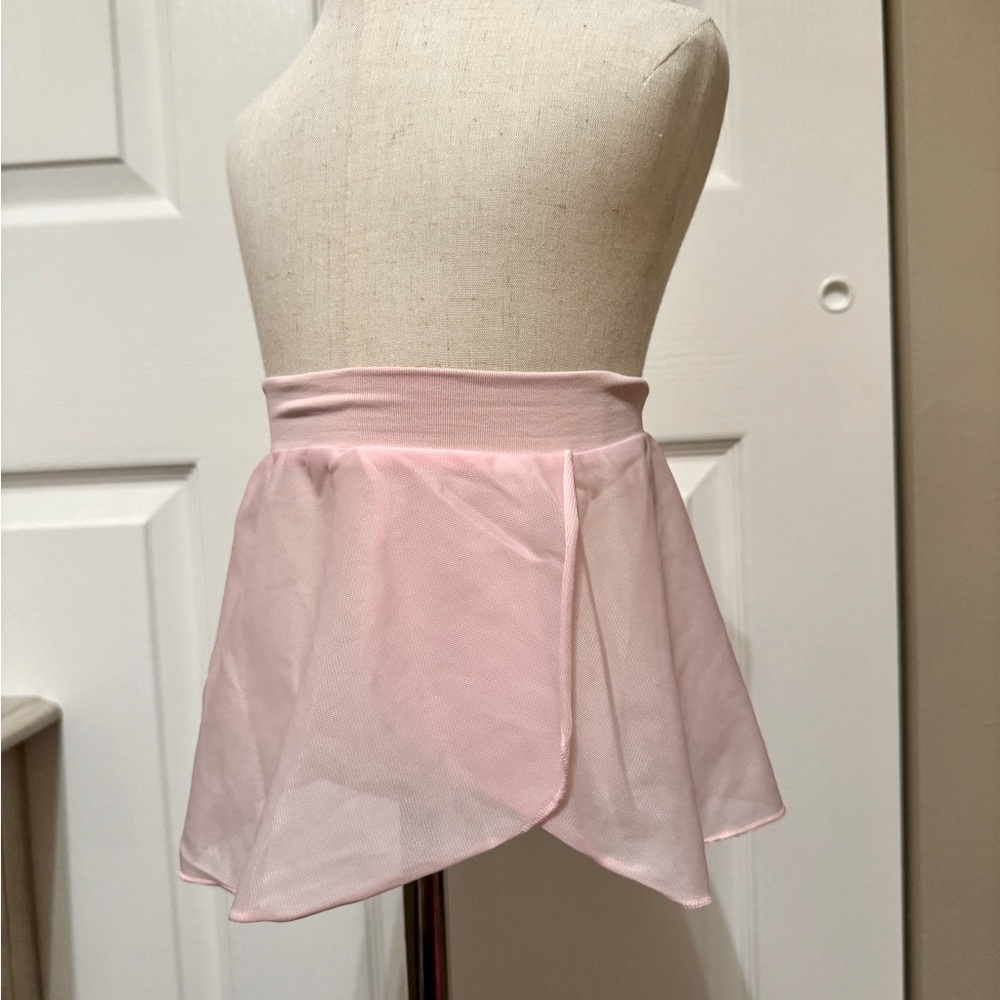 Babies toddler ballet skirt. Light pink
